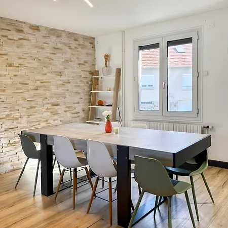 בית נופש Maison Familiale Avec Jardin & Balneo