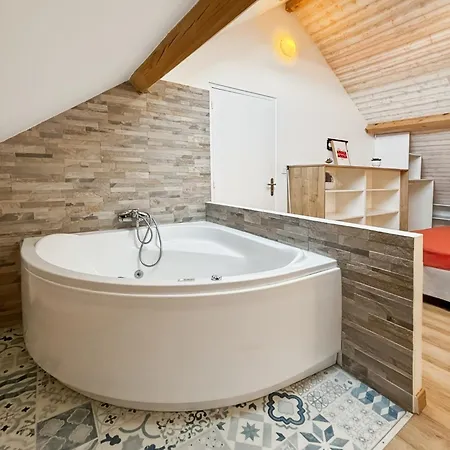 Maison Familiale Avec Jardin & Balneo