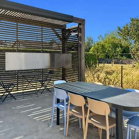 Maison Familiale Avec Jardin & Balneo * Jussac